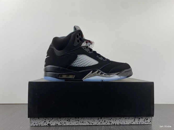 Metallic Jordan 5 (2016) Black Retro 845035-003 0809